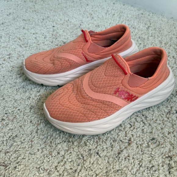 HOKA Women’s Ora Recovery Shoe 2 Cantaloupe/Fiesta Colorway Size 9 Slip On - Picture 2 of 10